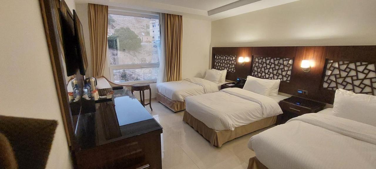 Petra Elite Hotel Wadi Musa Zewnętrze zdjęcie